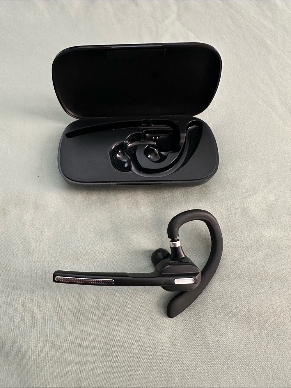 Wireless Bluetooth Headset with Charging Case - Black